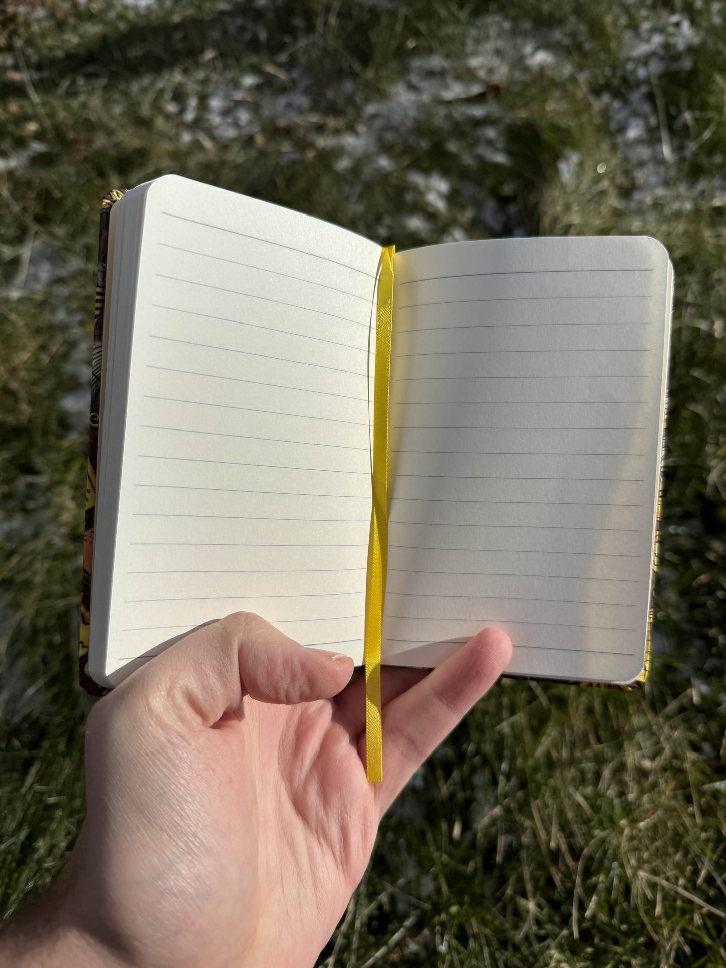 Springtime HoneyBee Journal *Pocket Size*