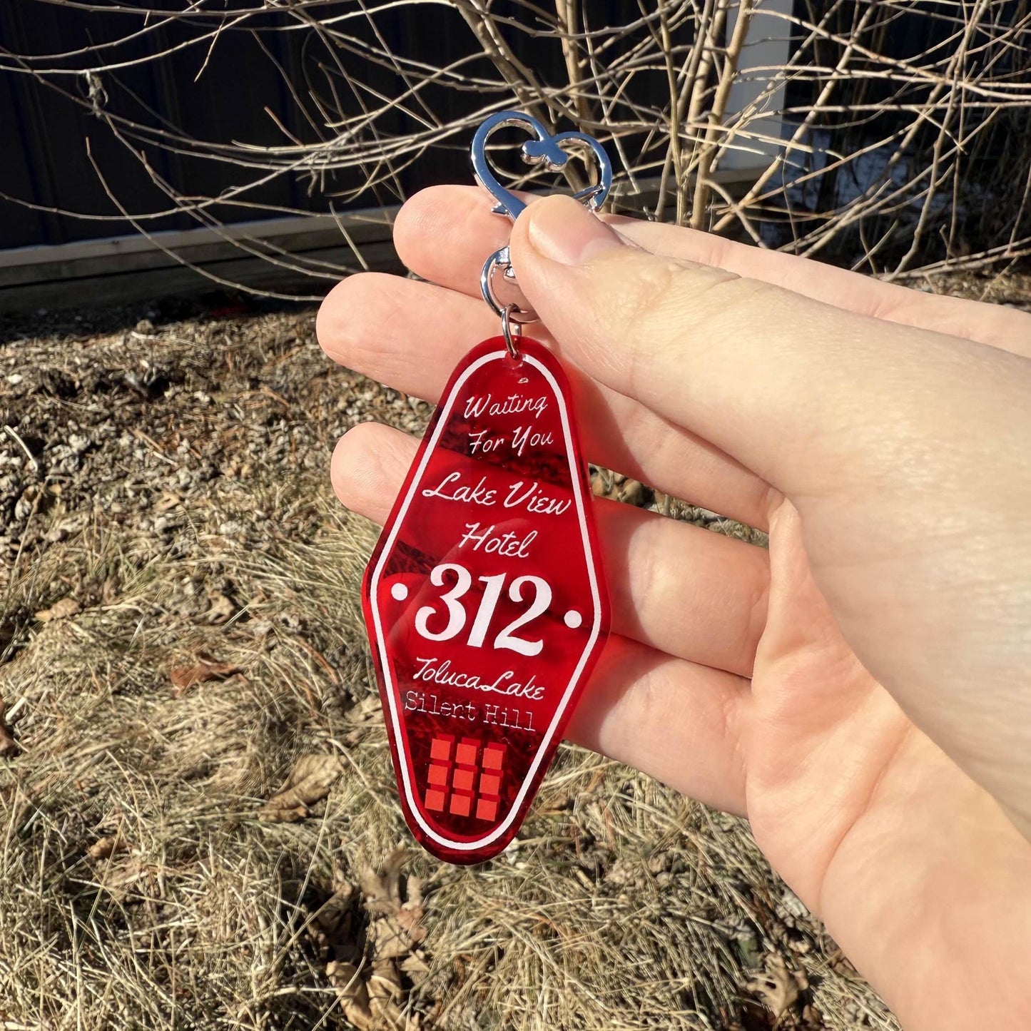 Lake View Hotel Keychain